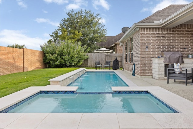 8903 Purdy Crescent Trl, Richmond, TX 77406 - view of pool with a fenced backyard, a pool with connected hot tub, and area for grilling