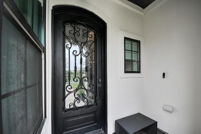 3711 Somerset Commons Ln, Houston, TX 77055 - property entrance with stucco siding