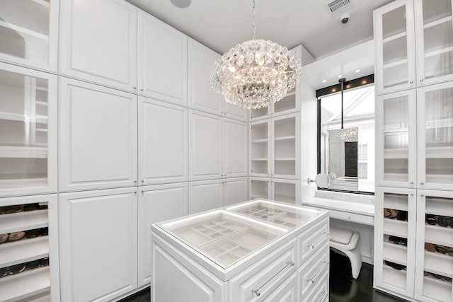 3711 Somerset Commons Ln, Houston, TX 77055 - spacious closet featuring a chandelier