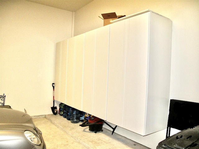 1241 W 24th St Unit C, Houston, TX 77008 - detailed view of unfinished concrete flooring