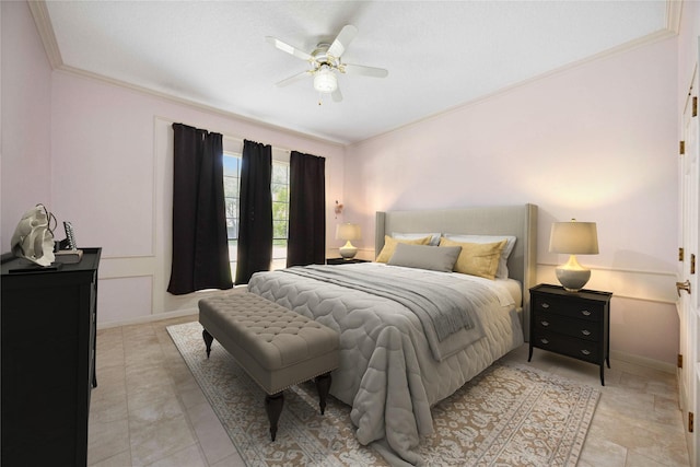 2701 11th St N, Texas City, TX 77590 - bedroom featuring crown molding and a ceiling fan