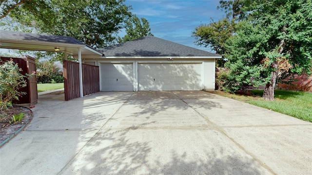 18118 Castle Rain Dr, Humble, TX 77346 - view of garage