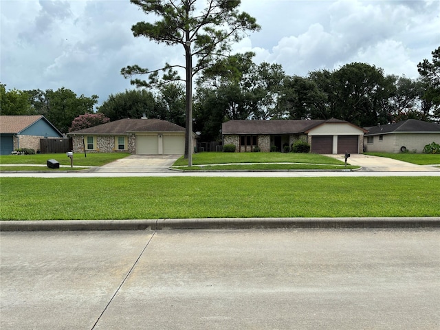 16114 Blackhawk Blvd, Friendswood, TX 77546 - photo 15
