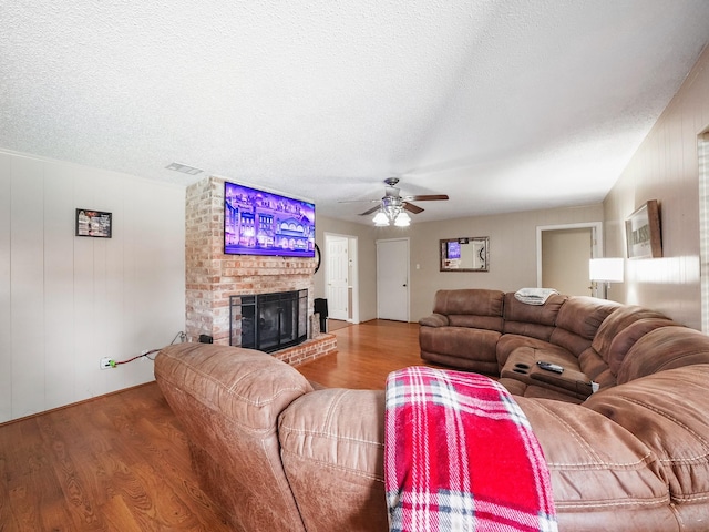 905 Patricia Dr, Deer Park, TX 77536 - photo 13
