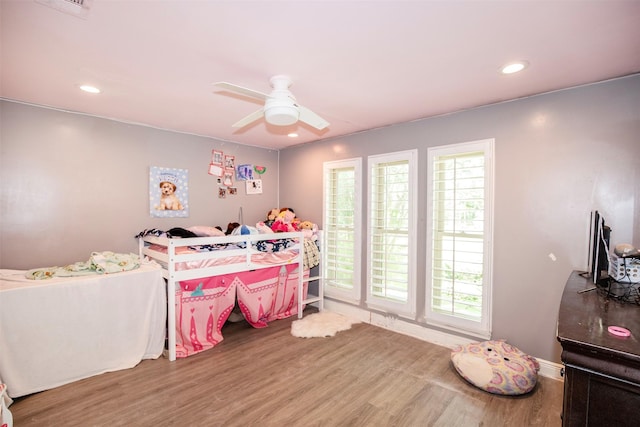 6203 Wickwillow Ln, Alvin, TX 77511 - bedroom featuring wood finished floors, recessed lighting, and a ceiling fan