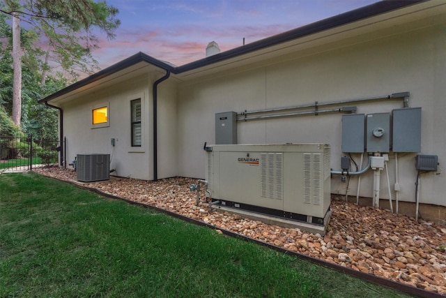 134 Trinity Oaks Ct, The Woodlands, TX 77381 - view of side of property with a chimney and stucco siding