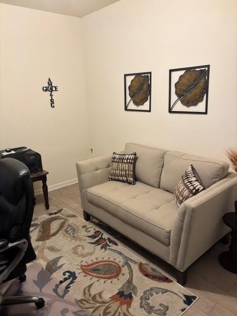 7126 Grants Hollow Ln, Richmond, TX 77407 - office featuring baseboards