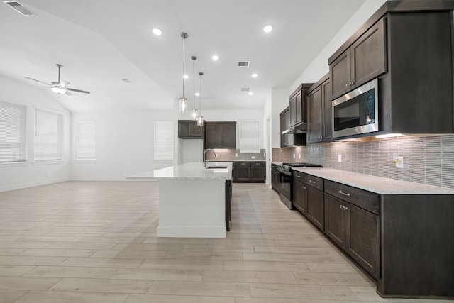 18220 Saffron Sun St, Conroe, TX 77302 - photo 4