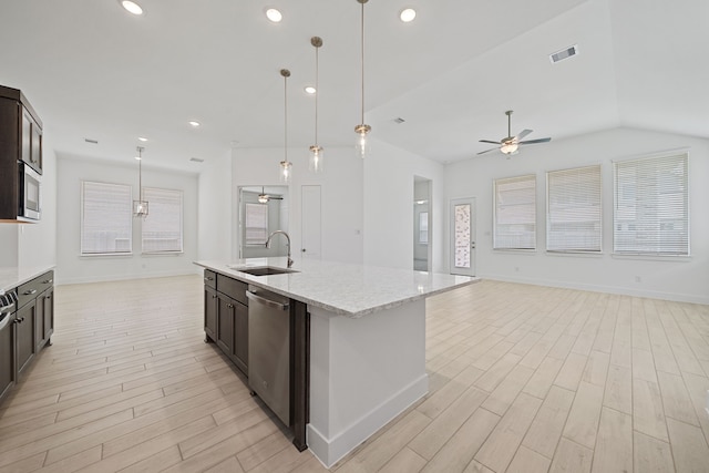 18220 Saffron Sun St, Conroe, TX 77302 - photo 5
