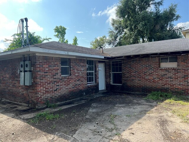 9407 Sandra St, Houston, TX 77016 - view of front of property with brick siding