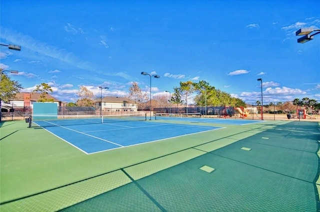 3343 Summerwood Ln, Pearland, TX 77584 - view of tennis court