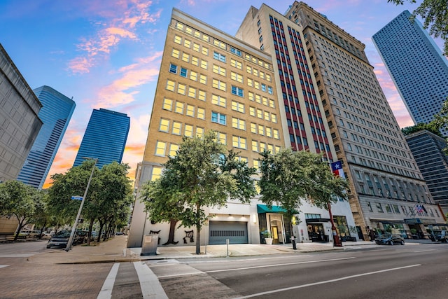1120 Texas St Unit 7D, Houston, TX 77002 - photo 3