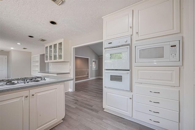 2814 Shadowdale Dr, Houston, TX 77043 - photo 17