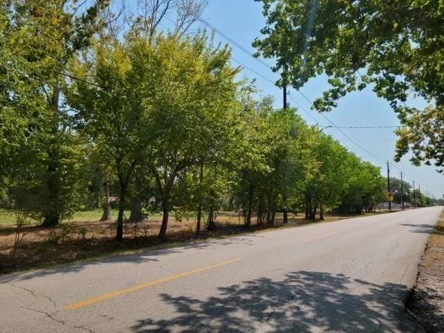803 W Archer Rd, Baytown, TX 77521 - photo 2