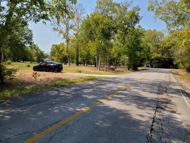 803 W Archer Rd, Baytown, TX 77521 - photo 5