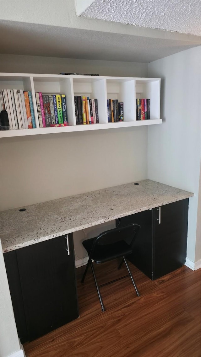 2818 S Bartell Dr Unit 13, Houston, TX 77054 - office area with built in desk and wood finished floors