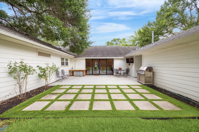 7730 Skyline Dr, Houston, TX 77063 - view of yard featuring a patio area