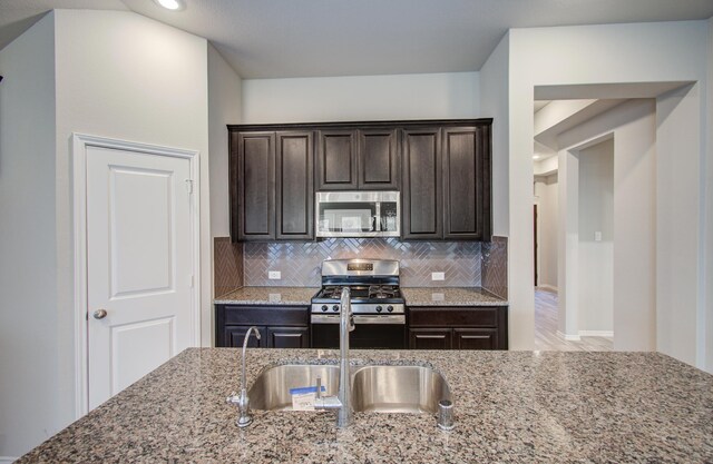 3417 Acacia Grove Ln, Conroe, TX 77386