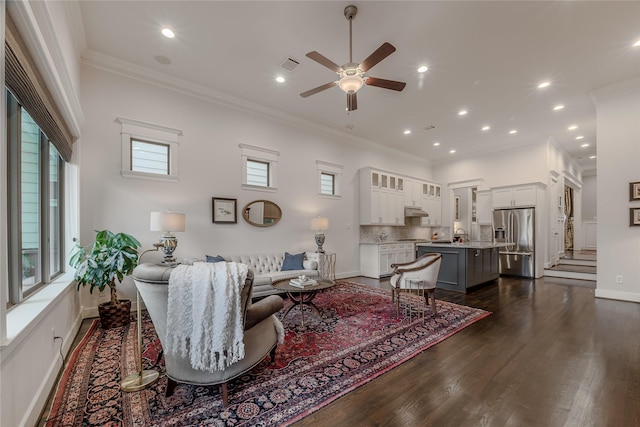 326 W 24th St, Houston, TX 77008 - living area featuring a ceiling fan, plenty of natural light, ornamental molding, dark wood-style floors, and recessed lighting