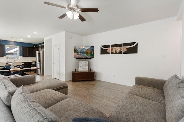 3124 Dunsmore Manor Ct, Spring, TX 77386 - photo 9