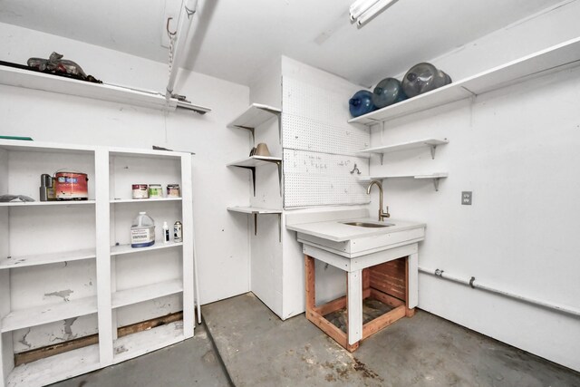 3938 Danpree St, Pasadena, TX 77504 - below grade area featuring a sink