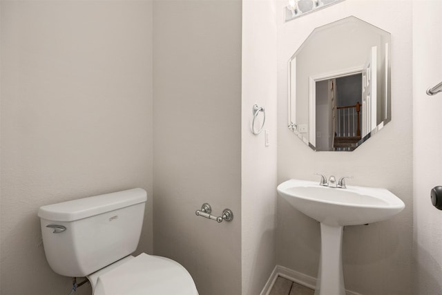 107 N Sunny Slope Cir, The Woodlands, TX 77381 - bathroom featuring toilet and a sink