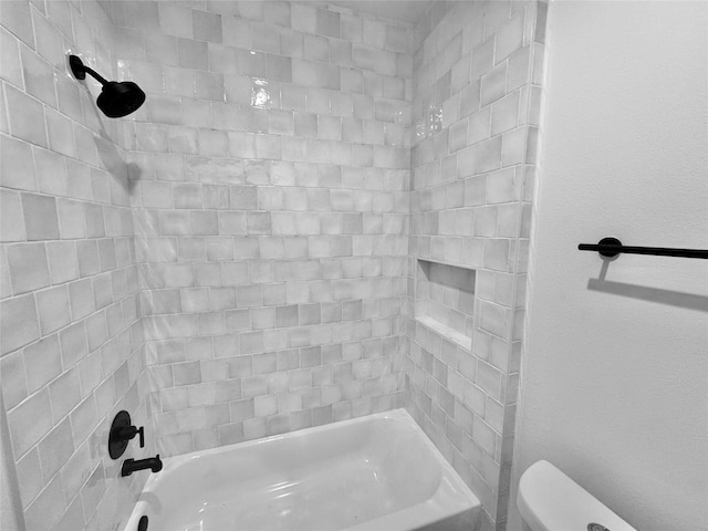 308 E 36th St, Houston, TX 77018 - bathroom with toilet and bathing tub / shower combination