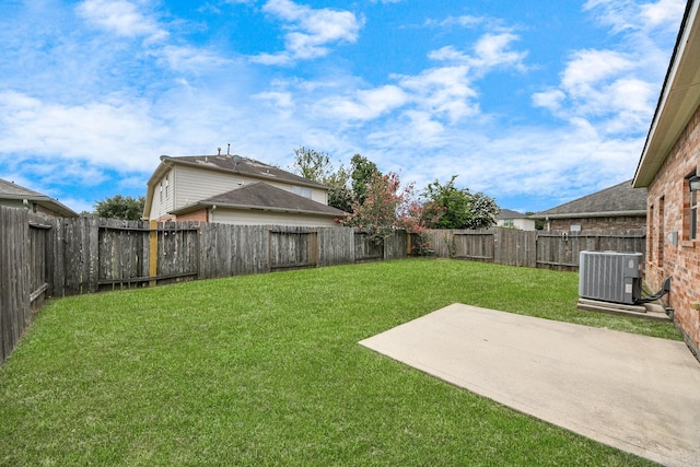 10342 Whisper Bluff Dr, Humble, TX 77396 - fenced backyard featuring a patio area