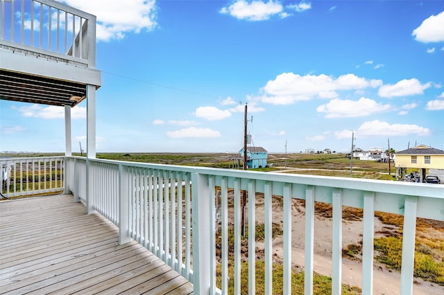 4018 6th St, Galveston, TX 77554 - view of wooden terrace