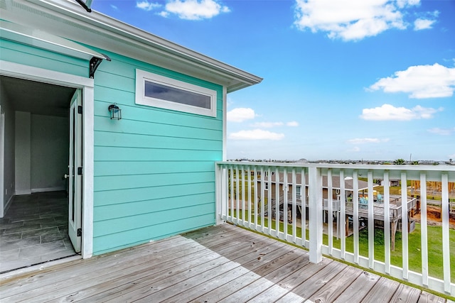 4018 6th St, Galveston, TX 77554 - view of wooden terrace