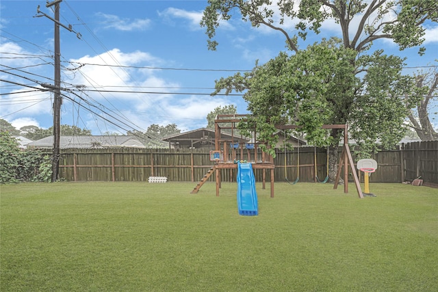 3606 Darling Ave, Pasadena, TX 77503 - fenced backyard featuring a playground