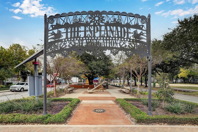 123 Eastwood St, Houston, TX 77011 - photo 29