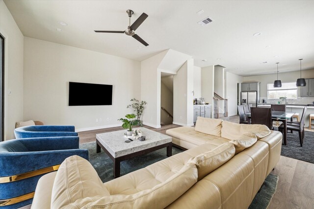 123 Eastwood St, Houston, TX 77011 - photo 7