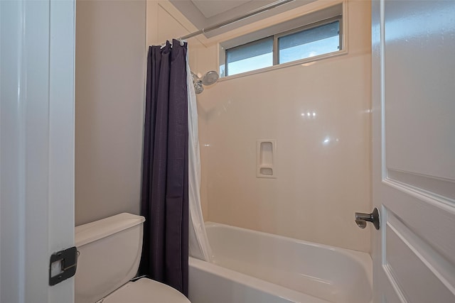 18315 Cape Lookout Way, Humble, TX 77346 - full bathroom featuring shower / tub combo and toilet