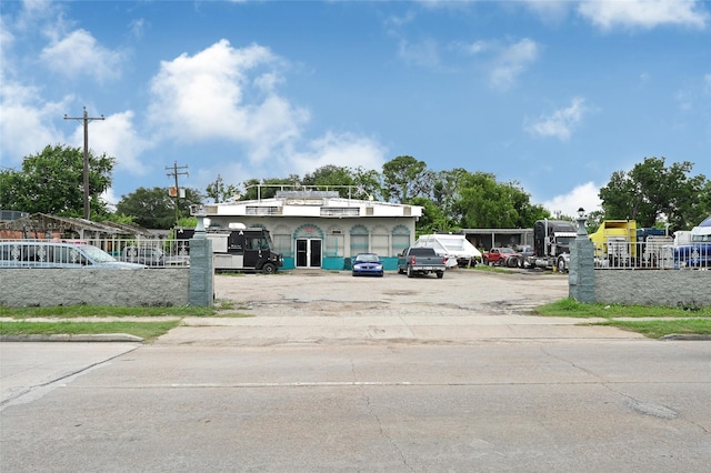 9325 Irvington Blvd, Houston, TX 77022