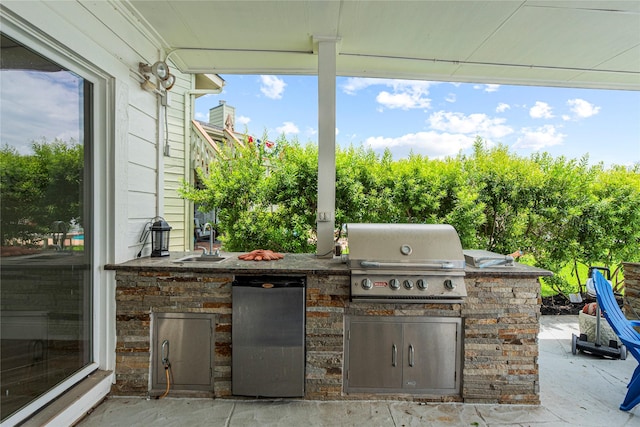 3114 Canterbury Ln, Montgomery, TX 77356 - view of patio featuring area for grilling and a sink