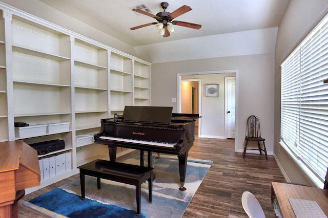 5926 Lattimer Dr, Houston, TX 77035 - living area with dark wood finished floors and a ceiling fan