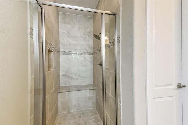 6107 Stillman St, Houston, TX 77007 - bathroom with a shower stall