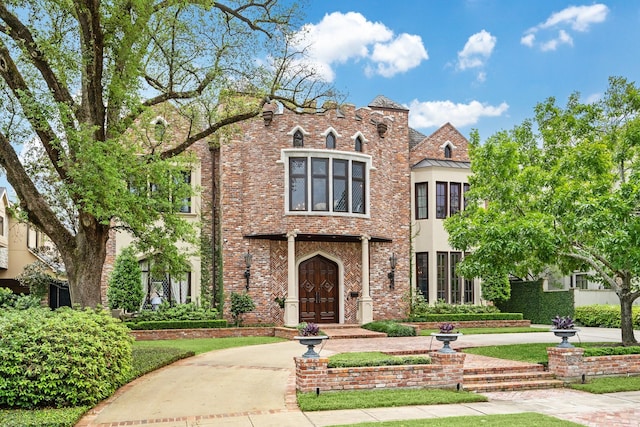 3643 Olympia Dr, Houston, TX 77019 - photo 1