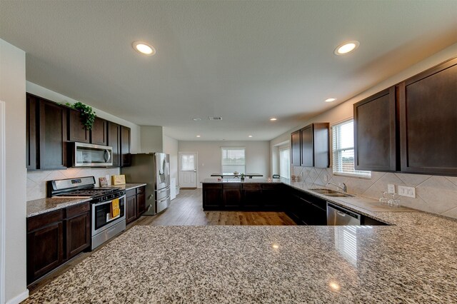 5639 Brooklyn Rose Dr, Rosharon, TX 77583 - photo 6