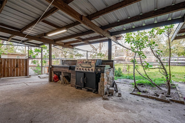 6009 Crane St, Houston, TX 77026 - view of patio / terrace