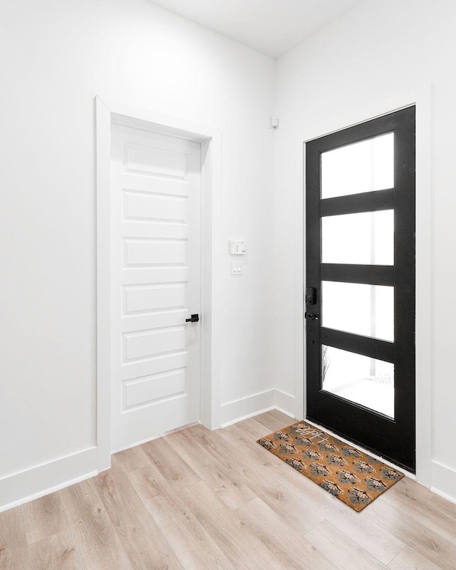 5703 Dolores St Unit A, Houston, TX 77057 - foyer with wood finished floors