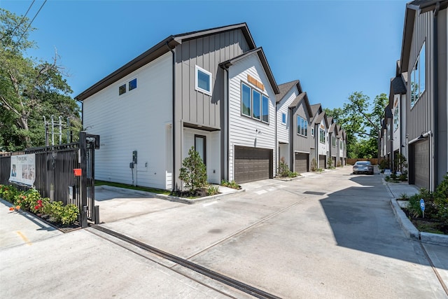 240 Julia St Unit D, Houston, TX 77022 - view of street featuring a residential view