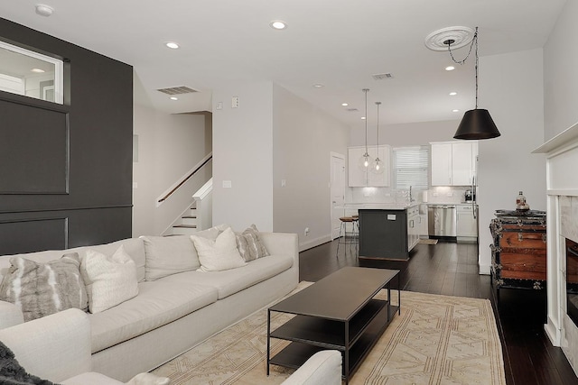 800 W Donovan St, Houston, TX 77091 - photo 7