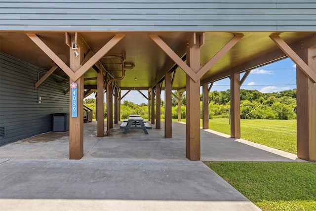 4039 San Jacinto Dr, Galveston, TX 77554 - view of patio