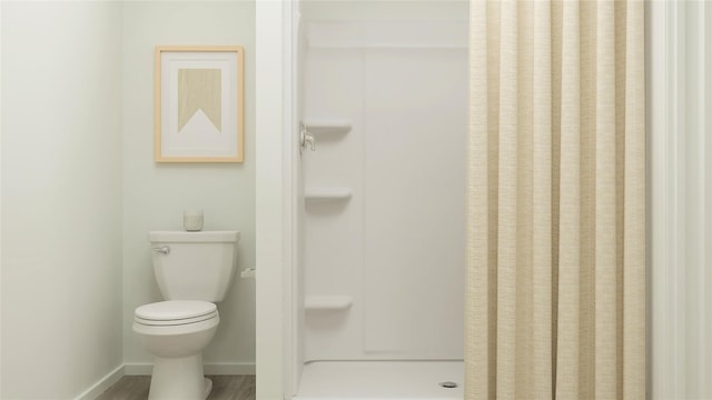 3009 Wild Dunes Dr, Katy, TX 77493 - full bath featuring a shower with curtain and wood finished floors