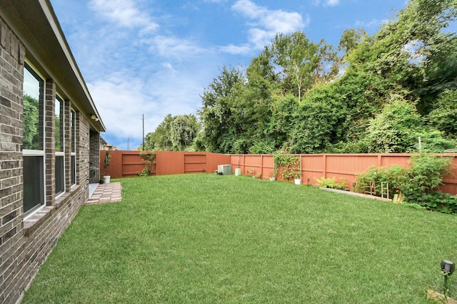 5206 Wyatt James Ln, Brookshire, TX 77423 - view of fenced backyard