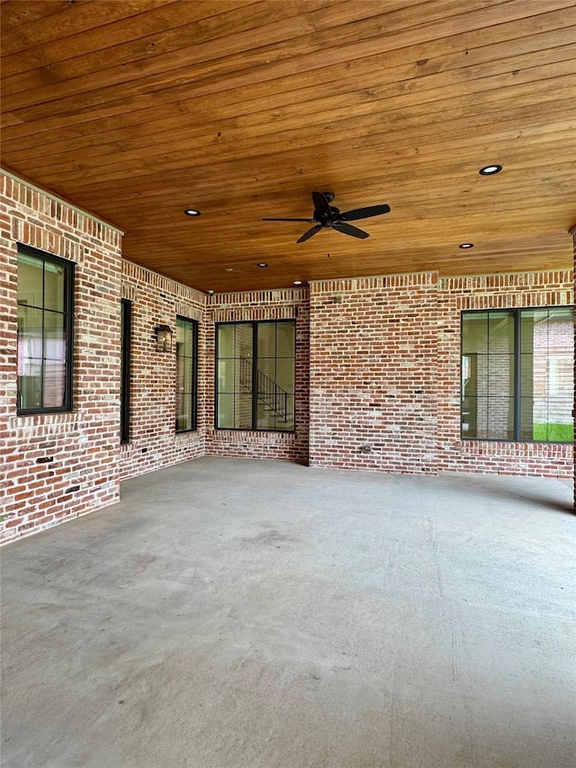 1701 Bayram Dr, Houston, TX 77055 - view of patio / terrace with ceiling fan