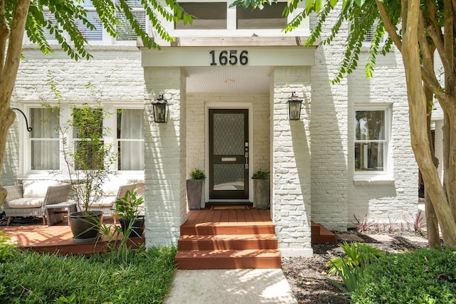 1656 Norfolk St, Houston, TX 77006 - property entrance featuring brick siding
