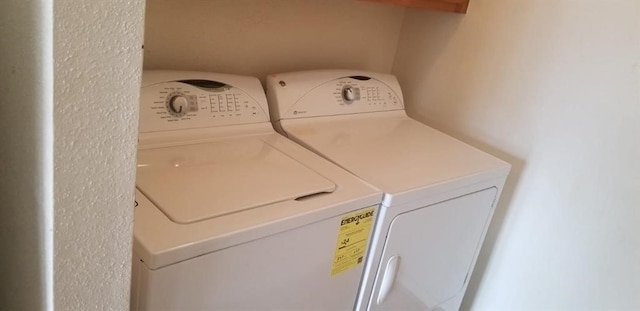 2300 Old Spanish Trl Unit 2116, Houston, TX 77054 - laundry room featuring independent washer and dryer
